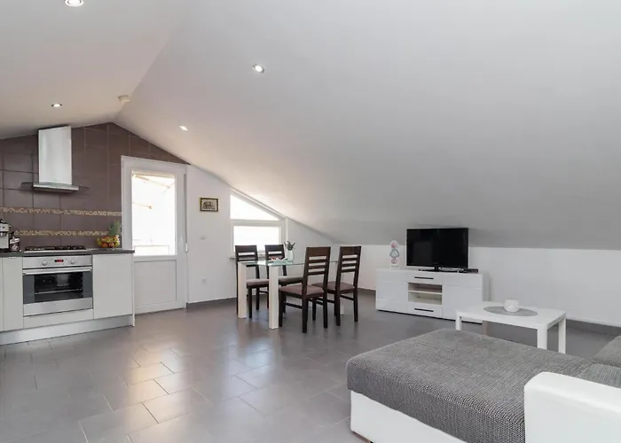 Maslenica Appartement *