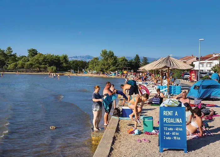 Maslenica شقة