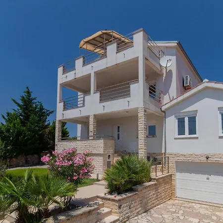 Lägenhet Maslenica *